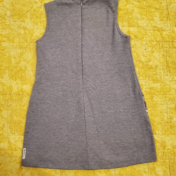 Armani Junior grey dress with sequin pockets - Picture 3 of 6